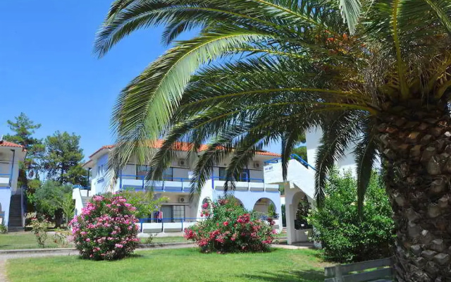 Sithonia Village