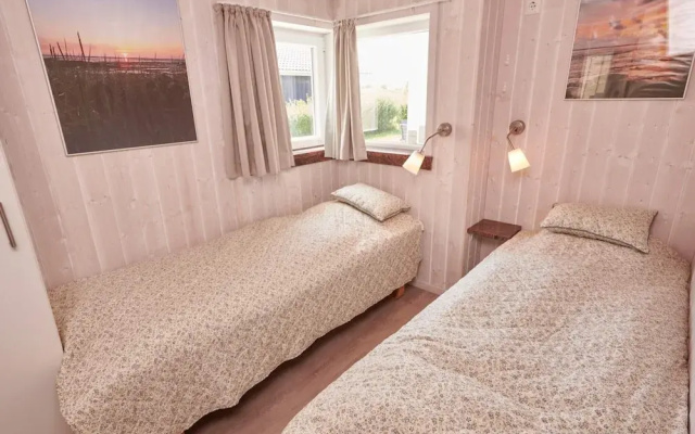 4 Star Holiday Home in Friedrichkoog