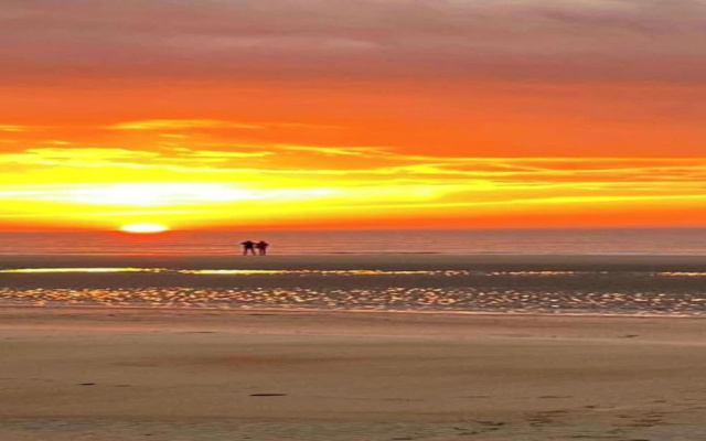 Chalet Near Antwerp & Family Fun at Bobbejaanland