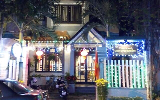 Отель Green Coco Homestay Hoi An вид на фасад