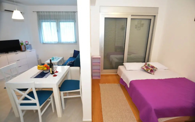 Apartment Vaki
