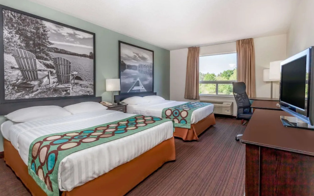 Super 8 by Wyndham Peterborough