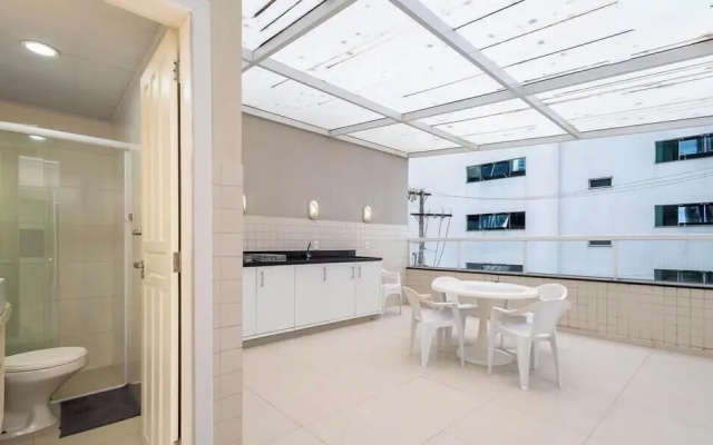 Apartments 100m From the Beach in BC - ERM