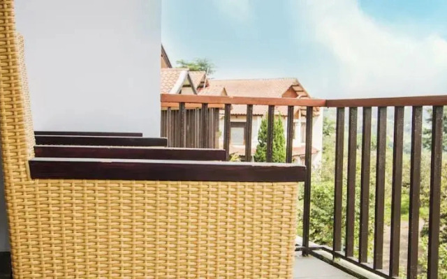 Permai Villa Dago with Pool - Resor Dago Pakar Bandung
