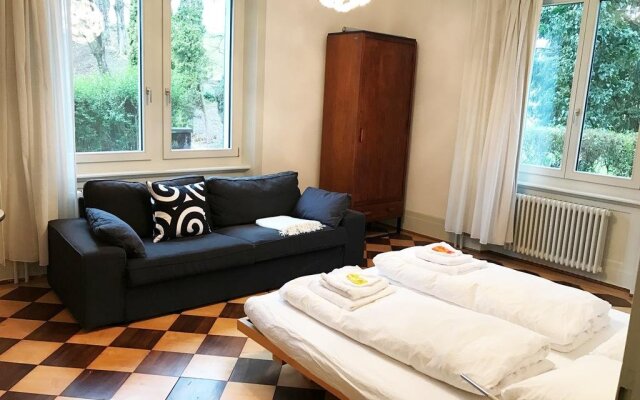 Отель Guesthouse Parques Rietberg Швейцария, Цюрих - отзывы, цены и фото номеров - забронировать отель Guesthouse Parques Rietberg онлайн комната для гостей