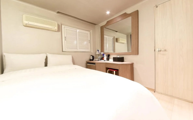 Hotel WO Sookdae