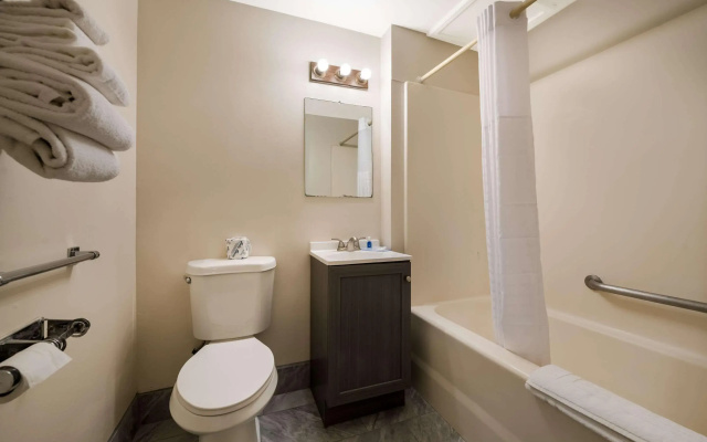 Rodeway Inn La Crosse WI