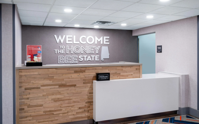 Hampton Inn Auburn