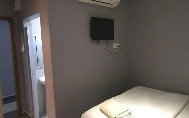 FullHouse Motel-Langkawi