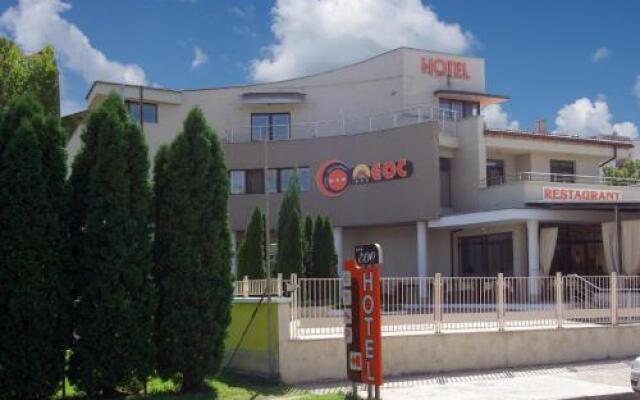 Отель Eos Hotel Болгария, Видин - отзывы, цены и фото номеров - забронировать отель Eos Hotel онлайн вид на фасад