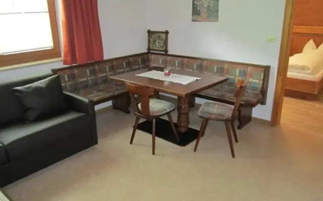 Aparthotel Garni Haus Hubertus