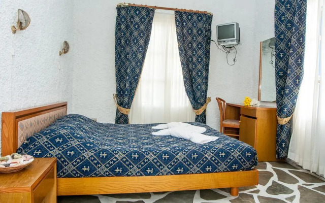 Manousos' Rooms