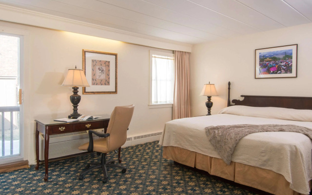 Middlebury Inn