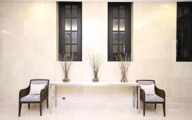 Апартаменты Cape House Serviced Apartments Бангкок вид на фасад