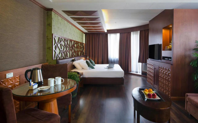 Best Western La Corona