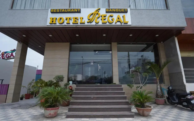 Hotel Regal By Rhytham