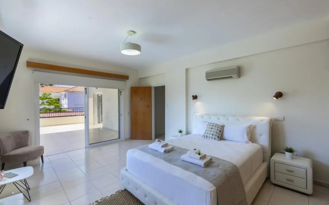 Meneou Seaside Mansion 7