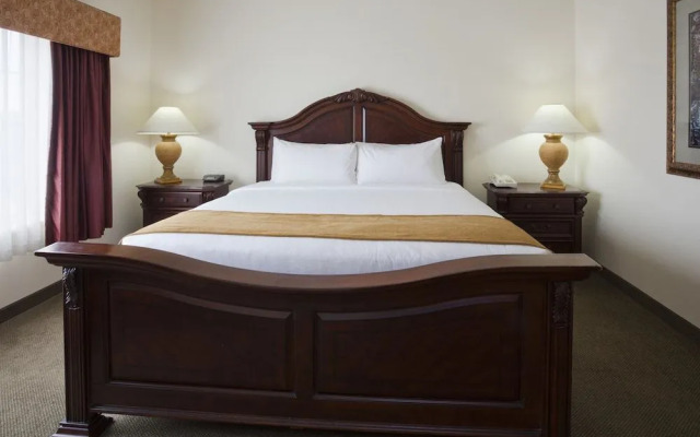 Crossings by GrandStay Inn and Suites