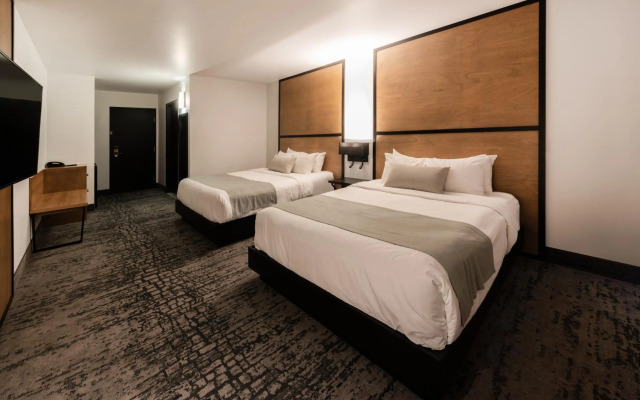AX Hotel