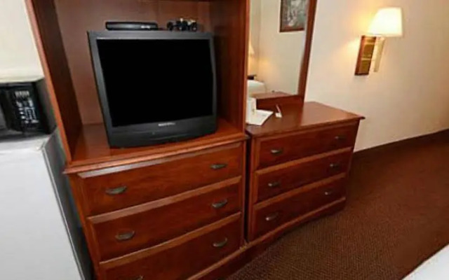 Clarion Hotel