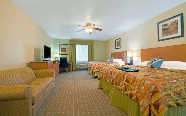 Super 8 Austin Airport North