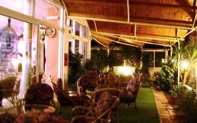 Captain Sun Apartments
