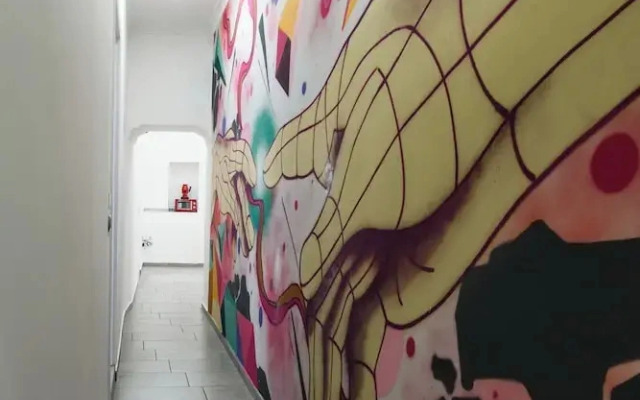 Holiday Naples art room