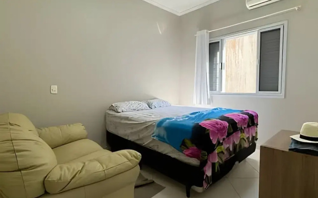 Casa com piscina em Bertioga 1
