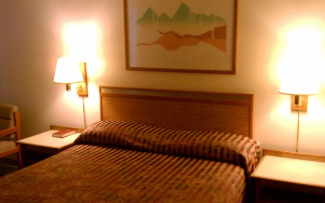 Colorado River Value Inn