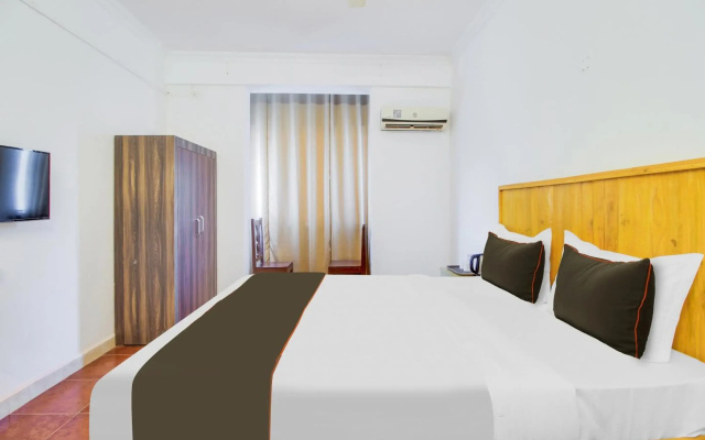 Collection O 70211 Hotel Bay 11