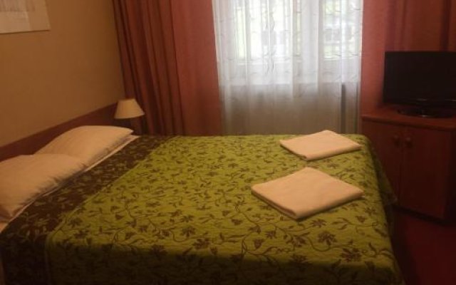 Hotel Grot in Warsaw, Poland from 89$, photos, reviews - zenhotels.com guestroom