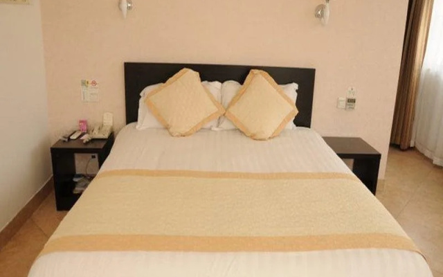 Super 8 Hotel Hangzhou Chengzhan