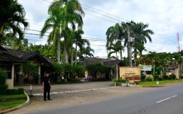 Augusta Sukabumi