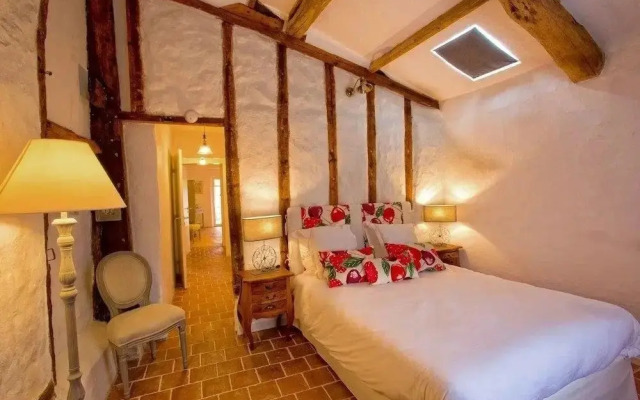La Maison Dhotes Du Resinier