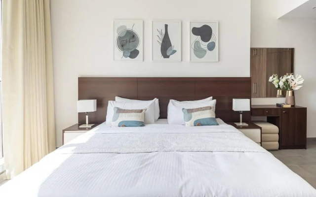 Frank Porter - JAM Marina Residence