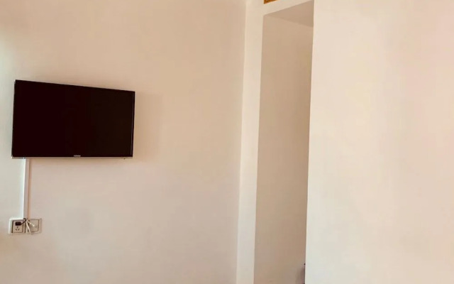 Fengju Business Hotel