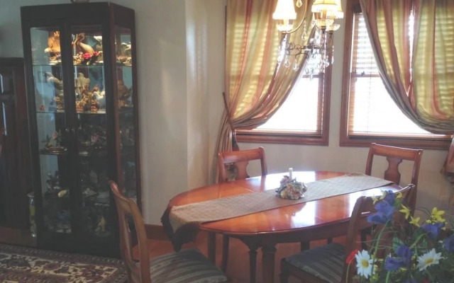 Los Altos Bed & Breakfast