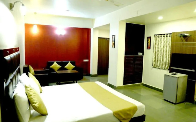STARiHOTELS Railway Station Surat