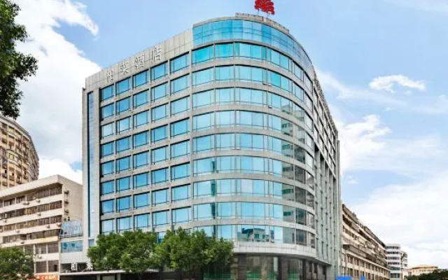Hotel Brilliant（Quanzhou South Station Store）