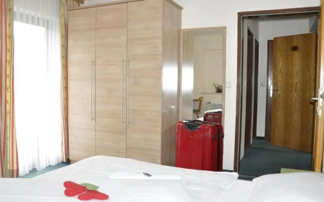 Hotel-Pension Starchlhof