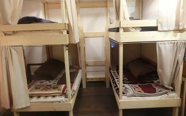 Guest House Gorkha Bazar - Hostel