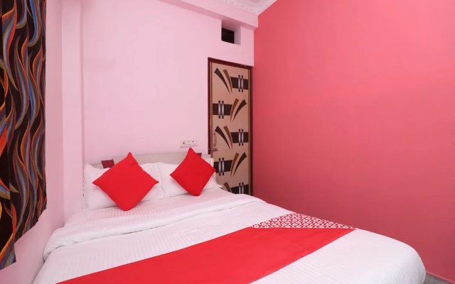 OYO 30975 Karunamoyee Guest House