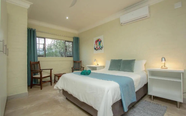 Kruger's Retreat House & Kruger's Rest Studio