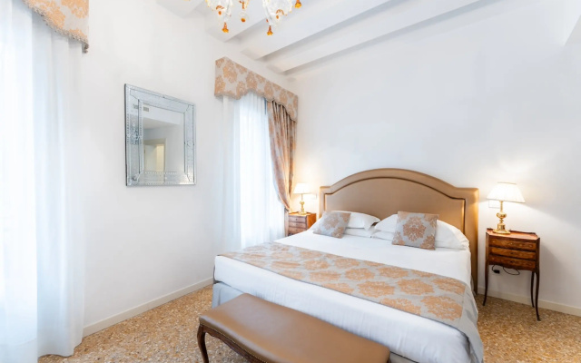 San Teodoro Palace Luxury Apartments