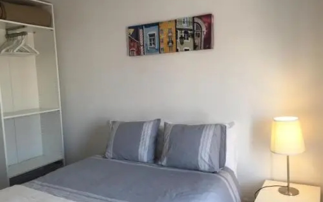 MODERN Conde Barão - SSs Apartments
