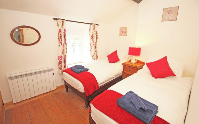 Ivy House