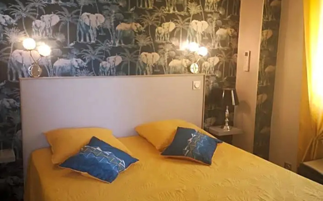 Chambre La Palmeraie village naturiste
