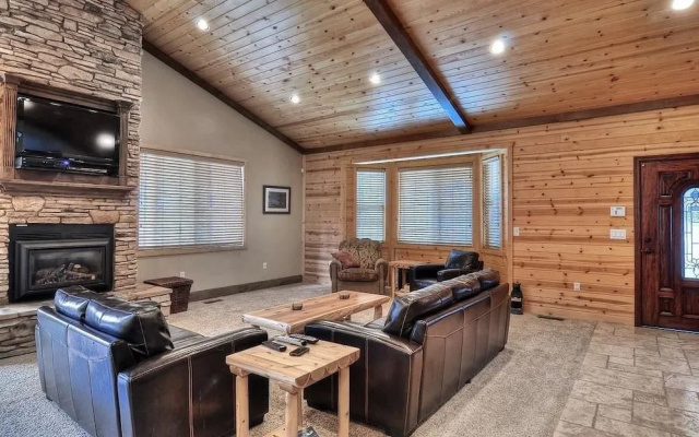 No 19 Luxury Village Retreat