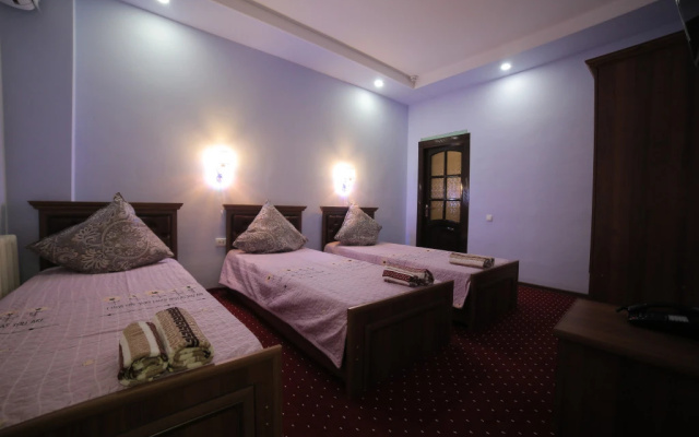 Alliance Guesthouse