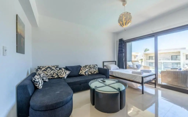 Cozy studio in GCribs with pool - Golden Apartments